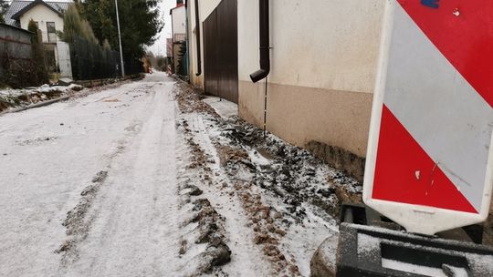 Remont Dłużniewskiego wstrzymany. "Mieszkańcy upokorzeni"