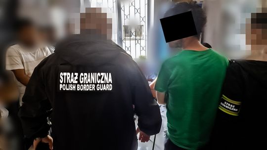 Rozpracowali międzynarodową grupę zajmują się przemytem imigrantów [wideo]