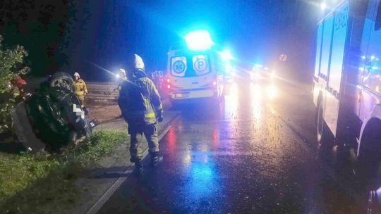 Seat wypadł z drogi w Trąbkach. Kobieta ukarana mandatem