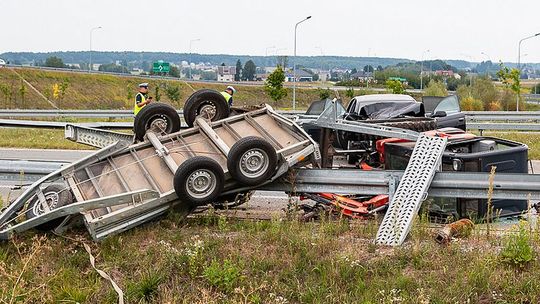 Seria na S17. Tym razem wypadek trzech pojazdów