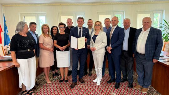 Sportowe inwestycje w Łaskarzewie. Wiceminister z wizytą i dobrą wiadomością