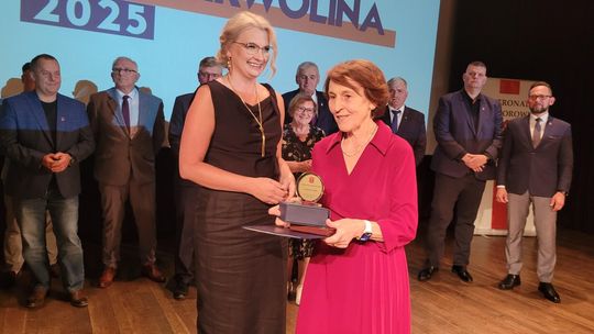 Stanisława Prządka z tytułem "Zasłużony dla Miasta Garwolina"