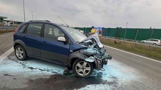 Stracił panowanie nad autem na S17