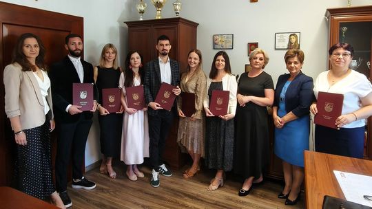 Sześciu nauczycieli z gminy Parysów otrzymało awans zawodowy