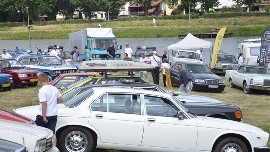 Tłokowisko 2026 wystartowało. Motoryzacyjne święto przyciągnęło tłumy pasjonatów