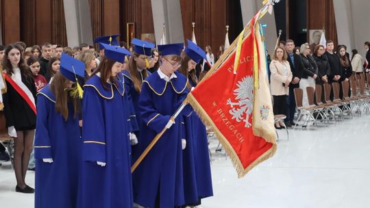 Uczniowie z Brzegów na II Mazowieckim Zjeździe Szkół noszących imię Jana Pawła II
