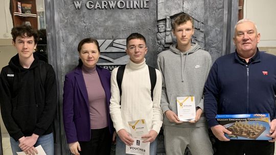Uczniowie ZS nr 1 w Garwolinie najlepszą drużyną w Polsce w ogólnopolskim turnieju szachowym