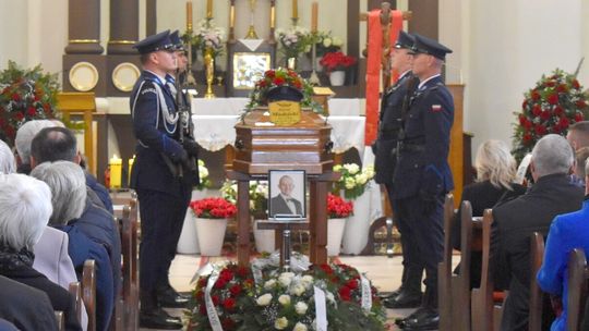 W asyście honorowej pożegnano post. Pawła Madejskiego W asyście honorowej pożegnano post. Pawła Madejskiego