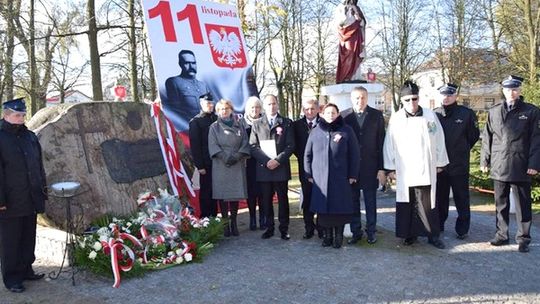 W Borowiu odsłonięto Pomnik Niepodległości