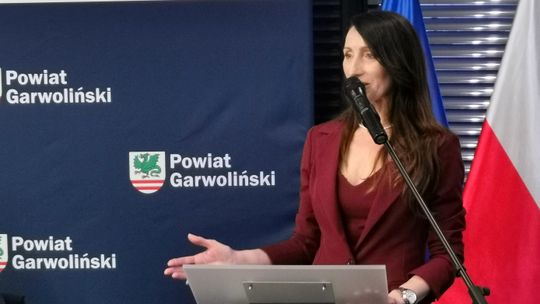 Wojewoda uchyla podwyżkę starosty. „Istotne naruszenie prawa” Wojewoda uchyla podwyżkę starosty. „Istotne naruszenie prawa”