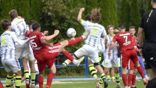 „Wyjazdowa” wygrana przy Sportowej