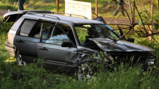 Wypadek na 17 i krajobraz po burzy