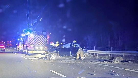 Wypadek na S17 podczas wyprzedzania tira