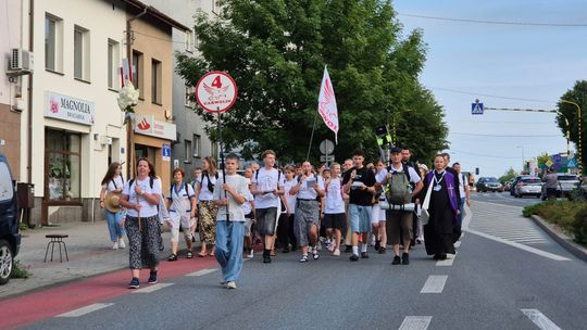 Wyruszyli na pielgrzymi szlak!