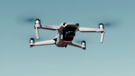 Z powietrza widać więcej – dron wsparł działania garwolińskiej drogówki