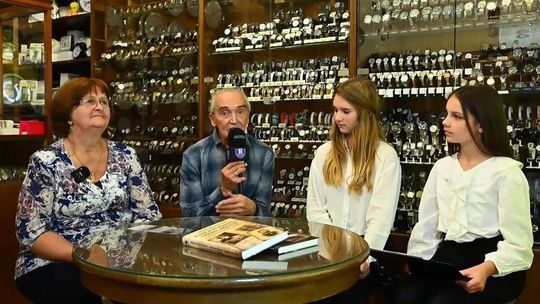 Zegary, które pamiętają pokolenia. Małżeństwo Nowickich w nowym odcinku „Gigantów Historii Garwolina”