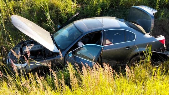 Zjechał z S17 do rowu