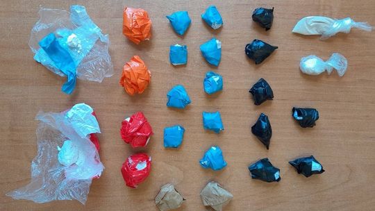 Znaczne ilości amfetaminy w mieszkaniu 30-latka. Grozi mu 10 lat więzienia