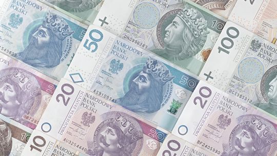 Znaleziono znaczną kwotę pieniędzy. Trwają poszukiwania właściciela