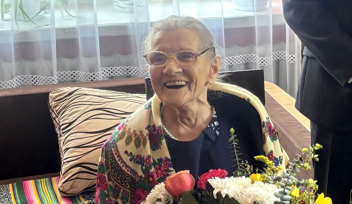 100-latka z Kozic wciąż z uśmiechem na twarzy 100-latka z Kozic wciąż z uśmiechem na twarzy