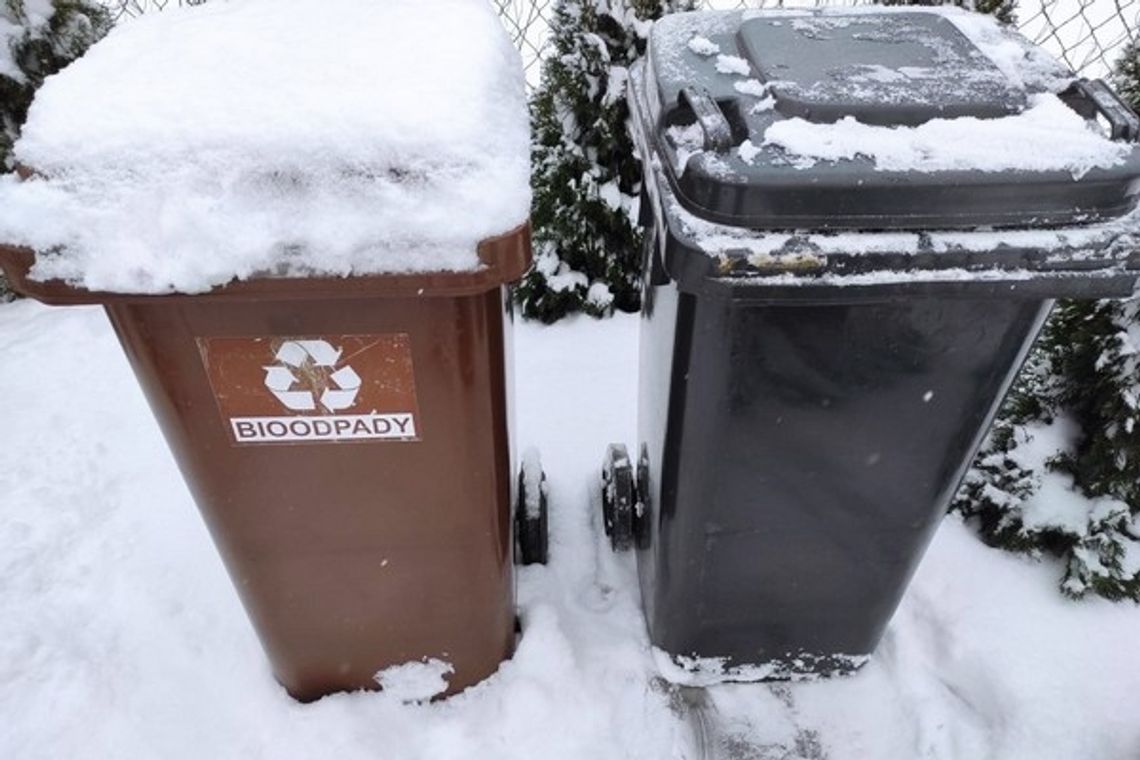 Awaria śmieciarek. Odpady bio odbiorą w piątek