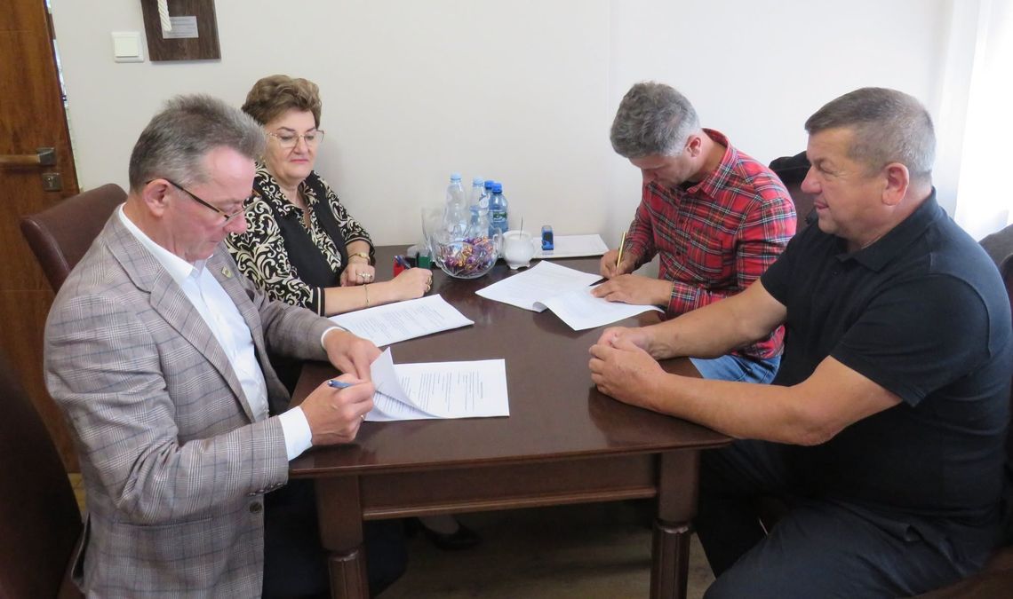 Boisko w Uninie przejdzie modernizację. Gmina Górzno pozyskała 200 tys. zł dofinansowania Boisko w Uninie przejdzie modernizację. Gmina Górzno pozyskała 200 tys. zł dofinansowania