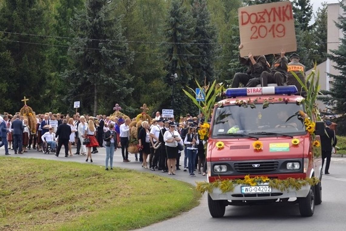 Cały powiat dziękował za plony w Miętnem