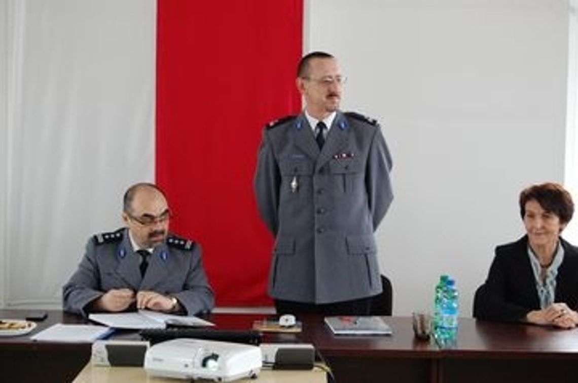 Co zajmowało policjantów przez okrągły rok