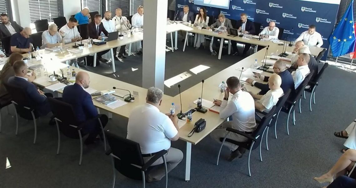 Zarząd powiatu bez wotum zaufania