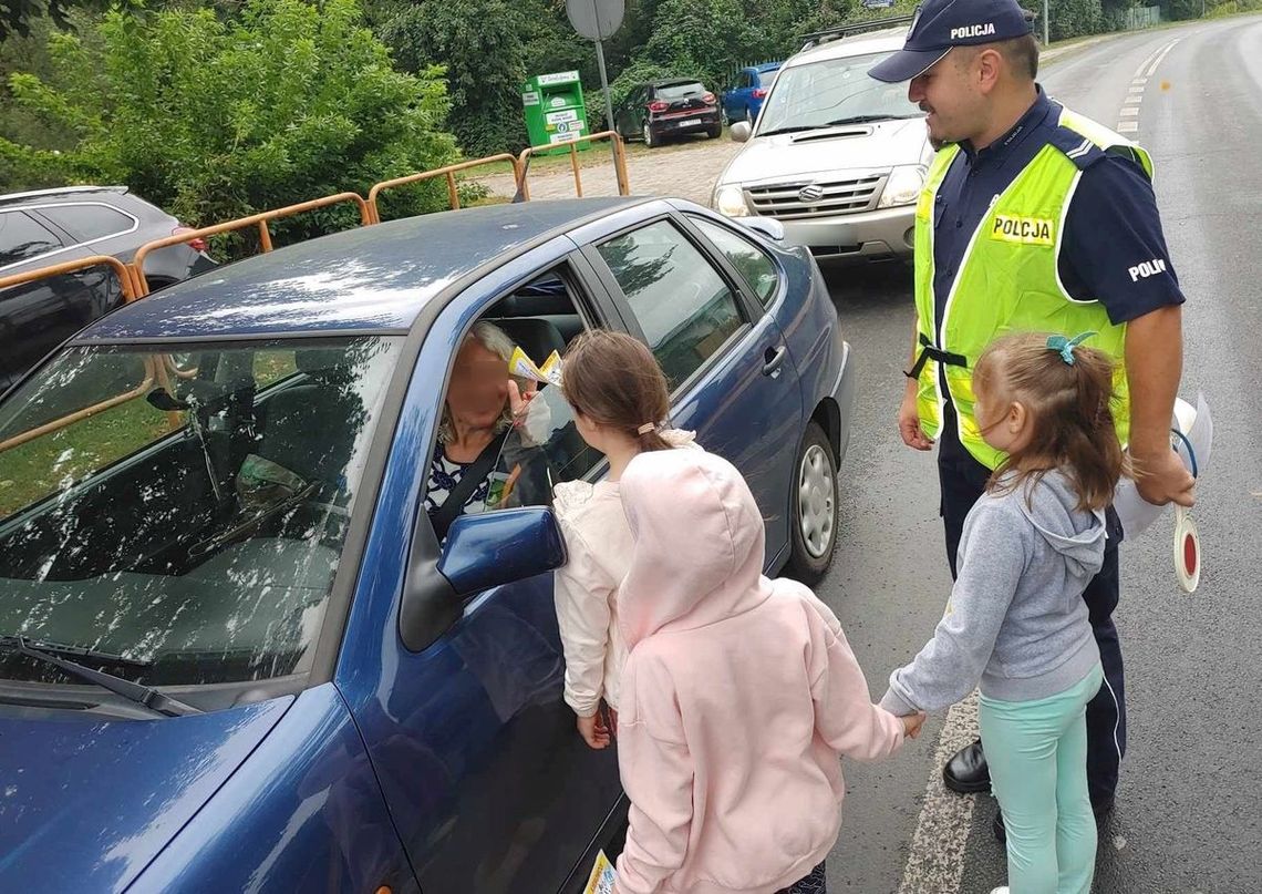 Do kierowców apelowały dzieci, policjanci i… zebra