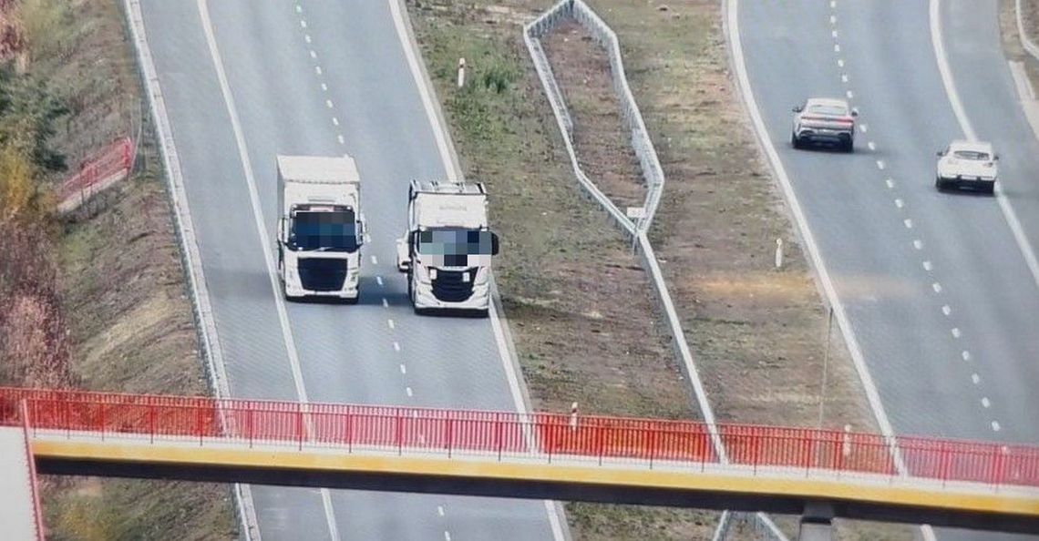 Dron w akcji na S17. Kierowcy ciężarówek zapłacą za „wyścig słoni”