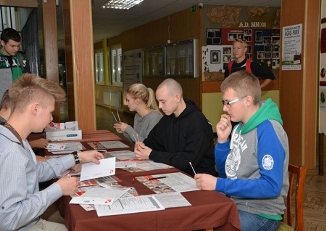 Drużyna szpiku z Zespołu Szkół Rolniczych w Miętnem