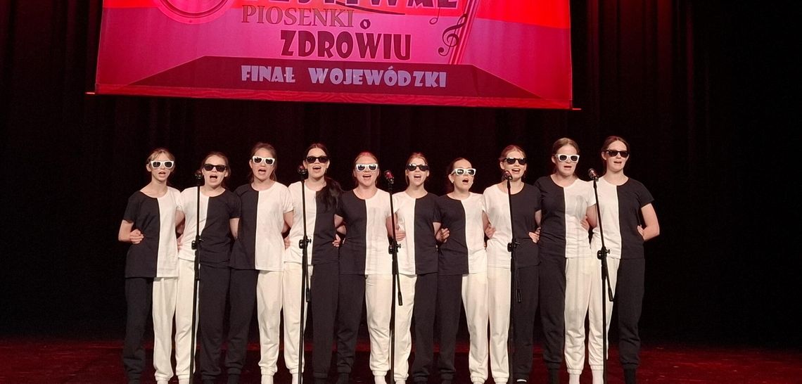 Dwa wyróżnienia w finale wojewódzkim Festiwalu Piosenki o Zdrowiu