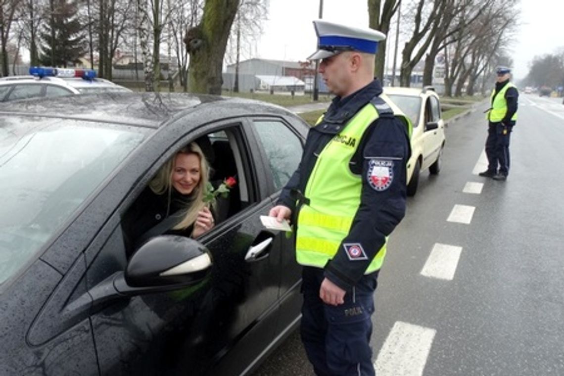 Dzień Kobiet z drogówką