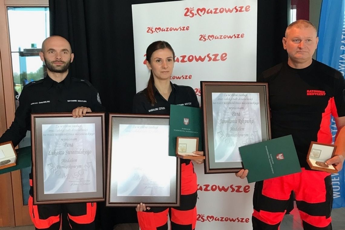 Garwolińscy ratownicy wyróżnieni medalami Pro Masovia