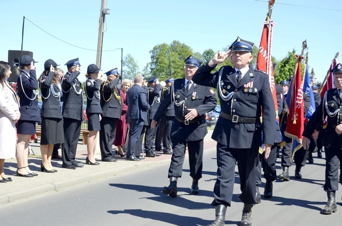 Gminny Dzień Strażaka Świętowali w Woli Łaskarzewskiej [wideo]