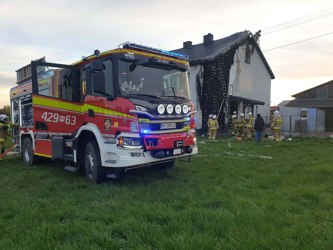 Groźny pożar budynku mieszkalnego