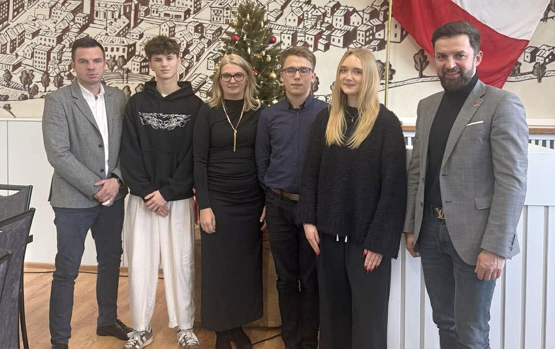 Jakub Brzozowski przewodniczącym Młodzieżowej Rady Miasta w Garwolinie