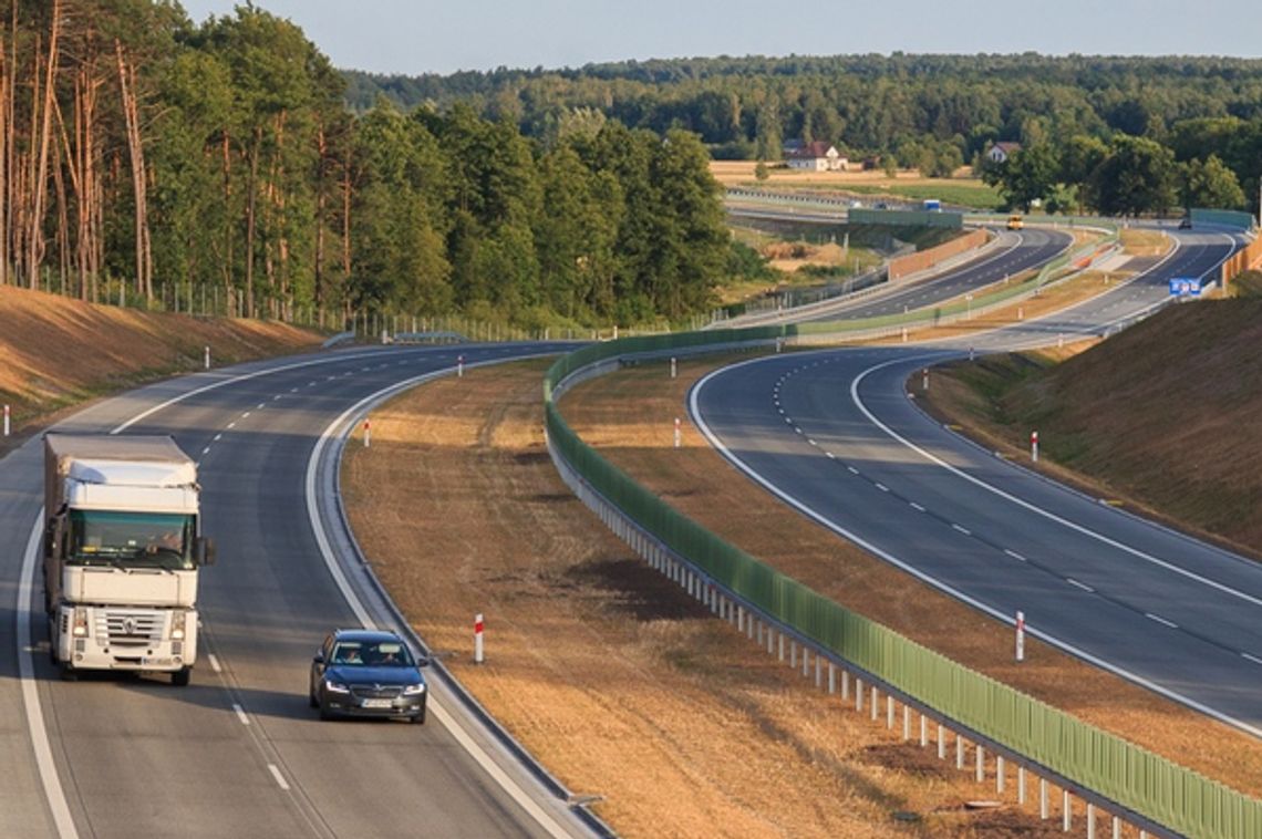 Jechał slalomem po S17. Miał 3 promile