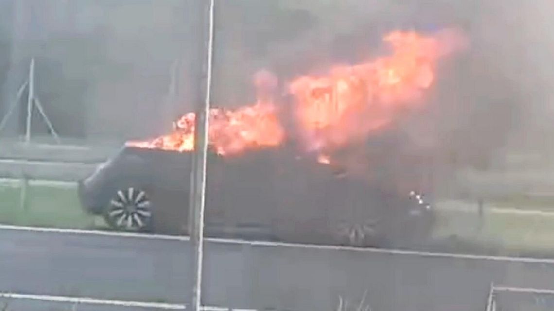 Kabriolet spłonął na S17 [wideo]