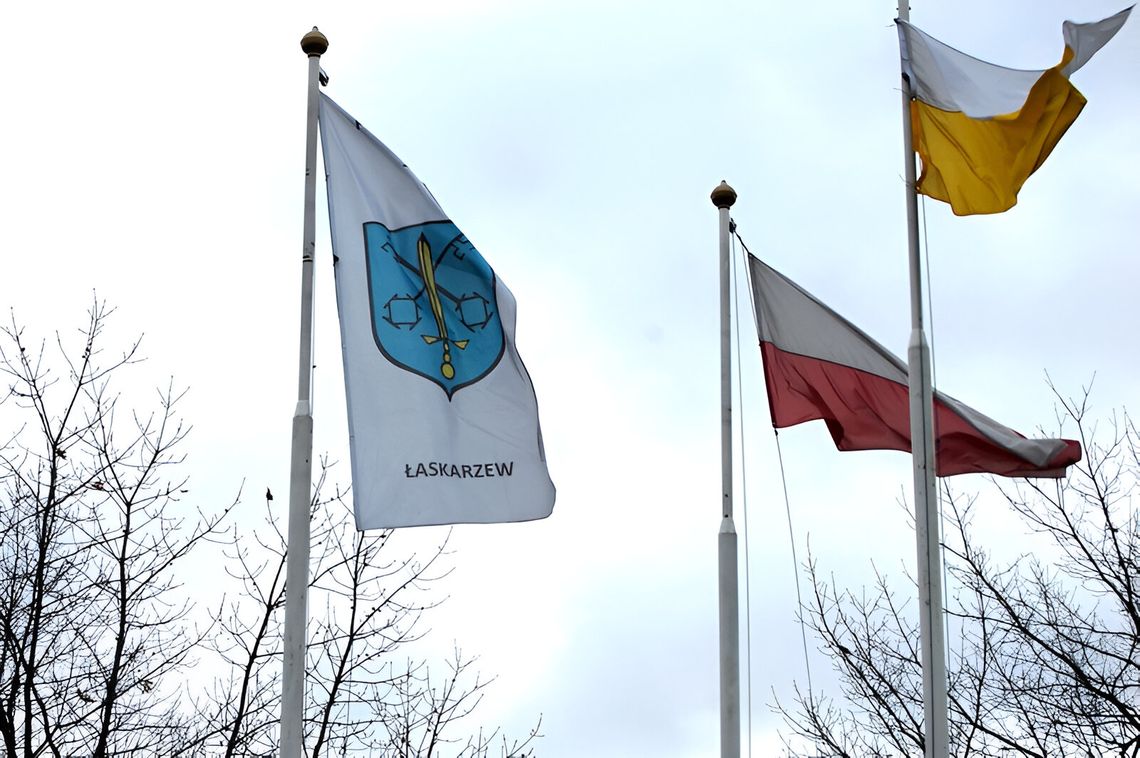 Klasa mundurowa z certyfikatem? 1,9 mln zł na sport i powrót zbiórki gabarytów w Łaskarzewie Klasa mundurowa z certyfikatem? 1,9 mln zł na sport i powrót zbiórki gabarytów w Łaskarzewie