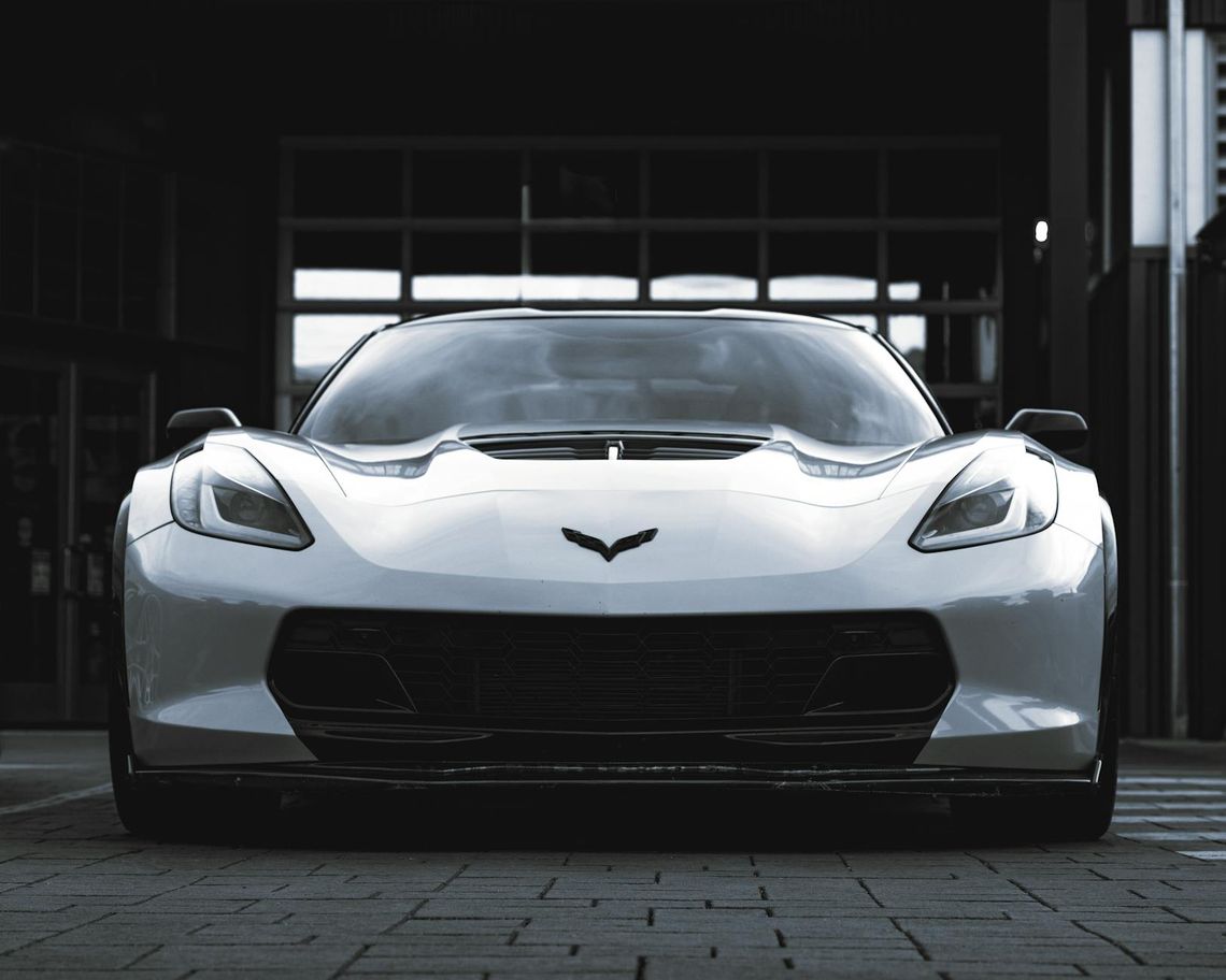 Kompleksowy poradnik: Jak wybrać i zoptymalizować jazdę ikoną supercar – McLaren 720S