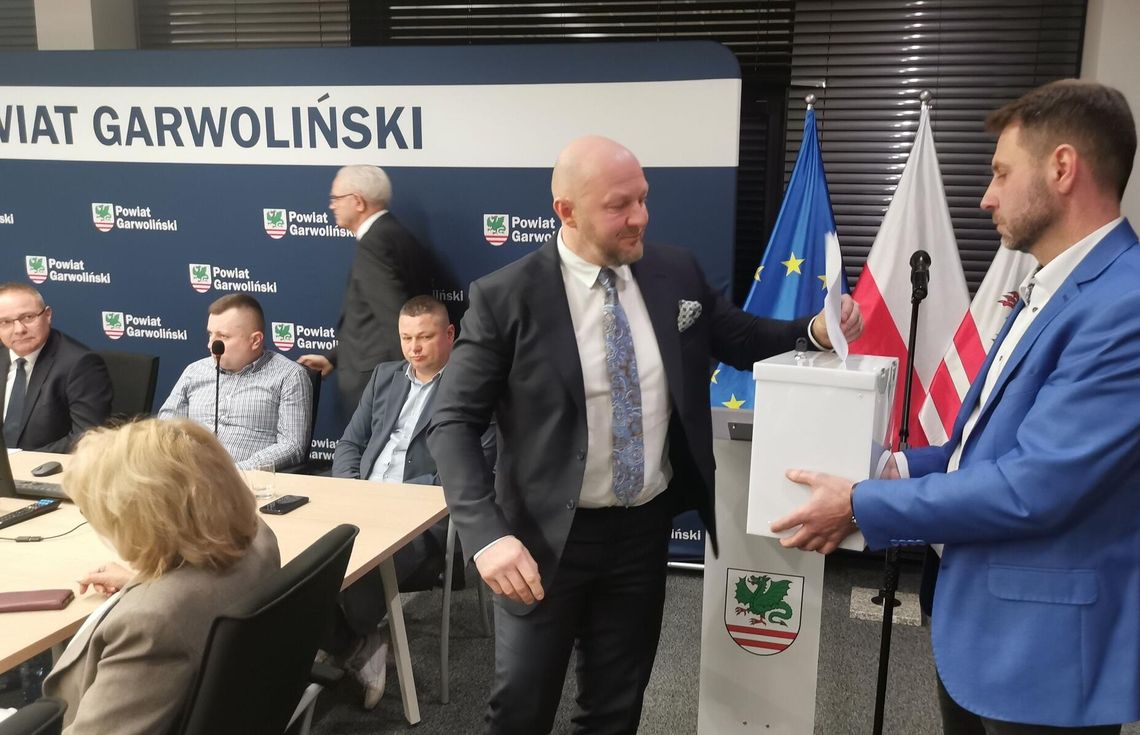 Kontrowersje wokół tajności głosowania. Stanowisko trafi do premiera Tuska