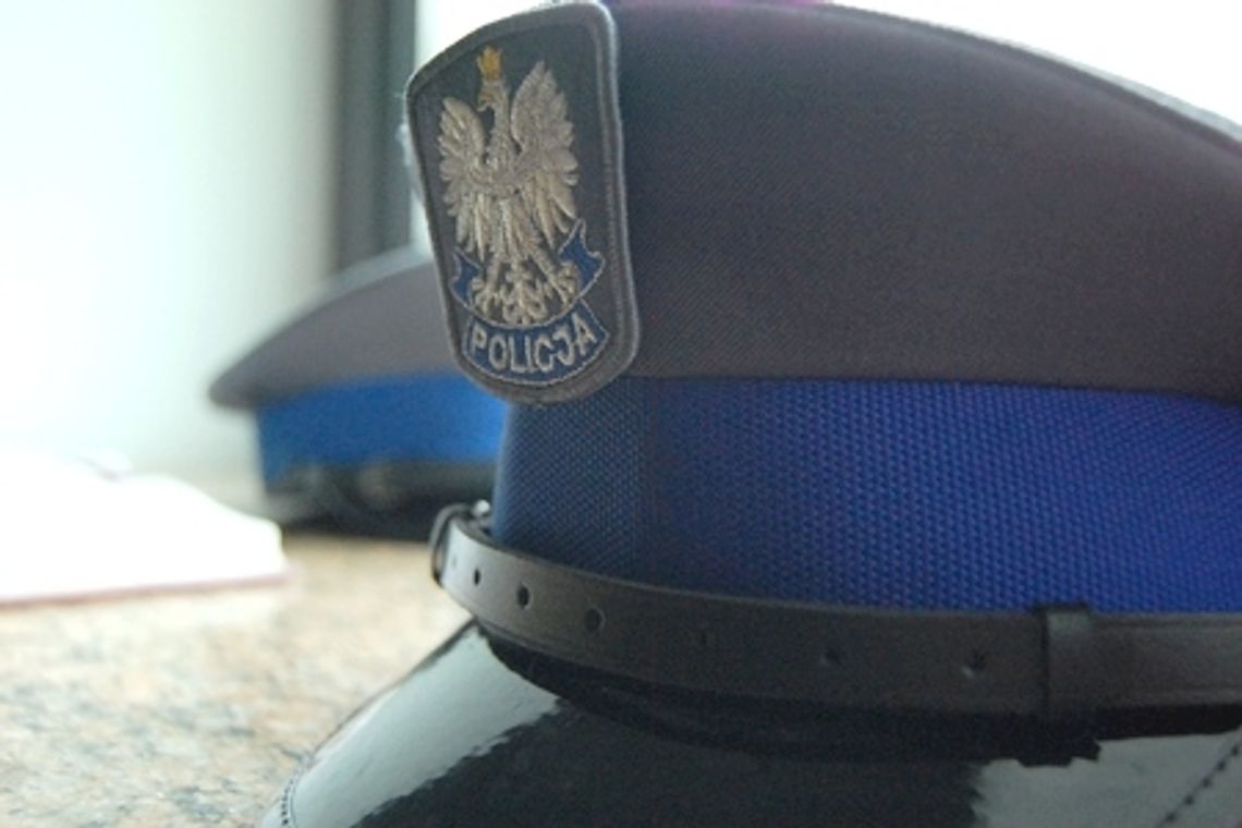 Kradzież w drogerii. Podejrzana... policjantka?!