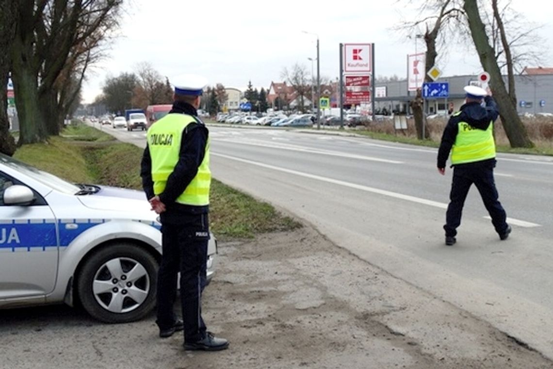 Mandaty dla nietrzeźwych i jeżdżących za szybko