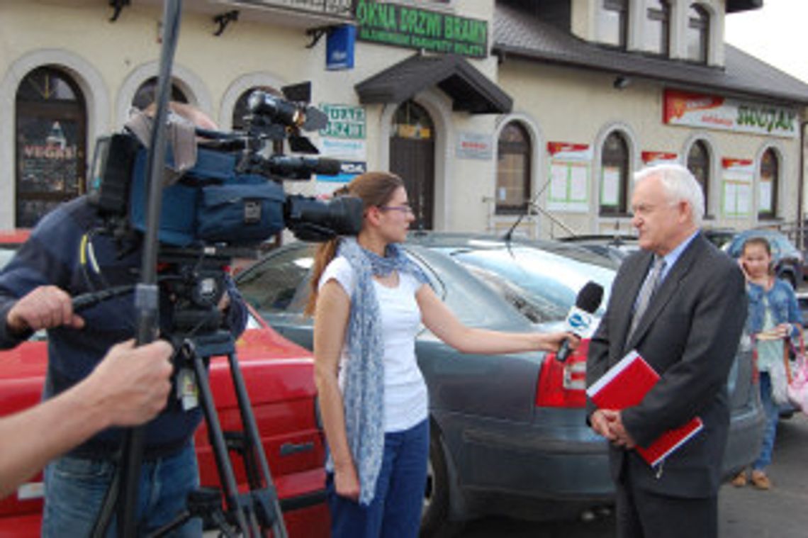 Miller o związkach lewicy z kościołem i czarach premiera