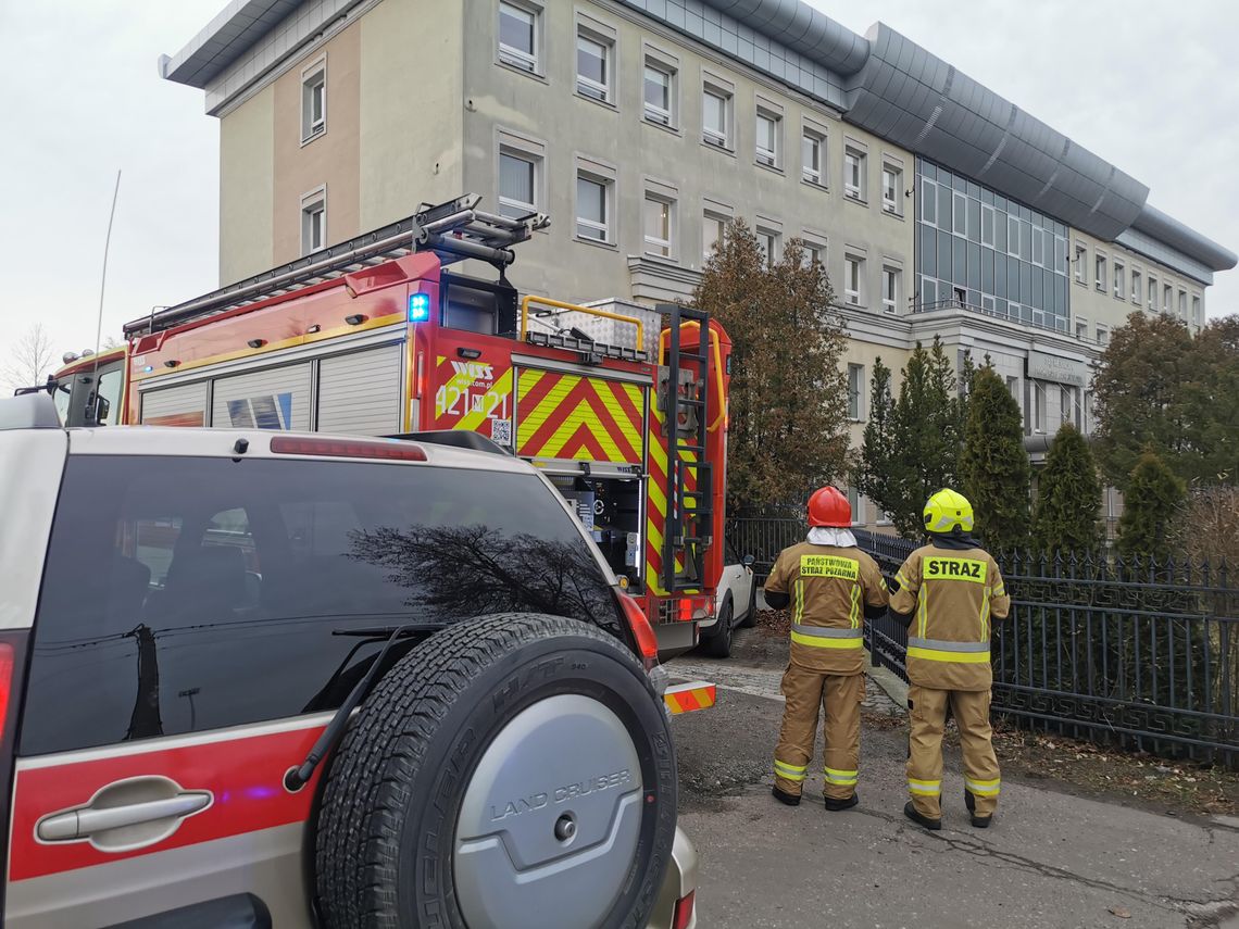 Nieznana substancja w przesyłce. Alarm w garwolińskim sądzie