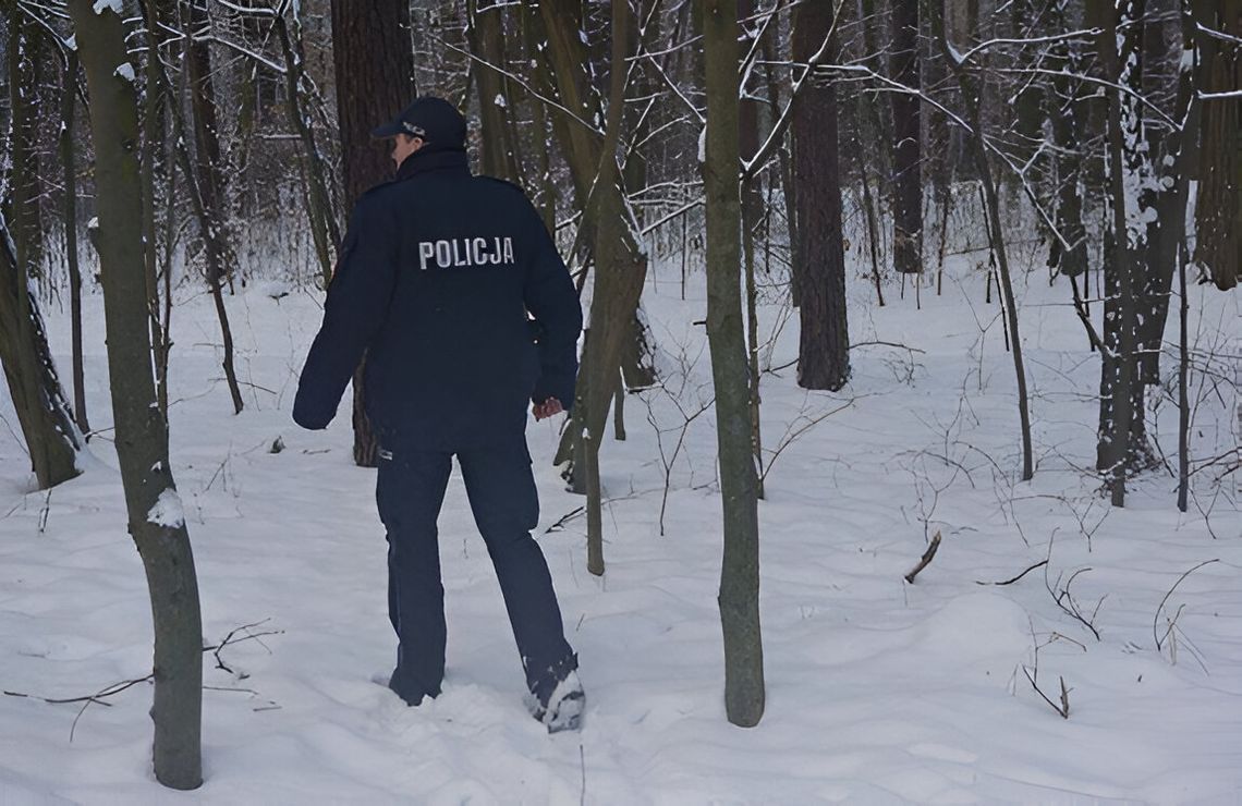 Niska temperatura, rozładowany telefon i walka z czasem – policjanci w akcji ratunkowej