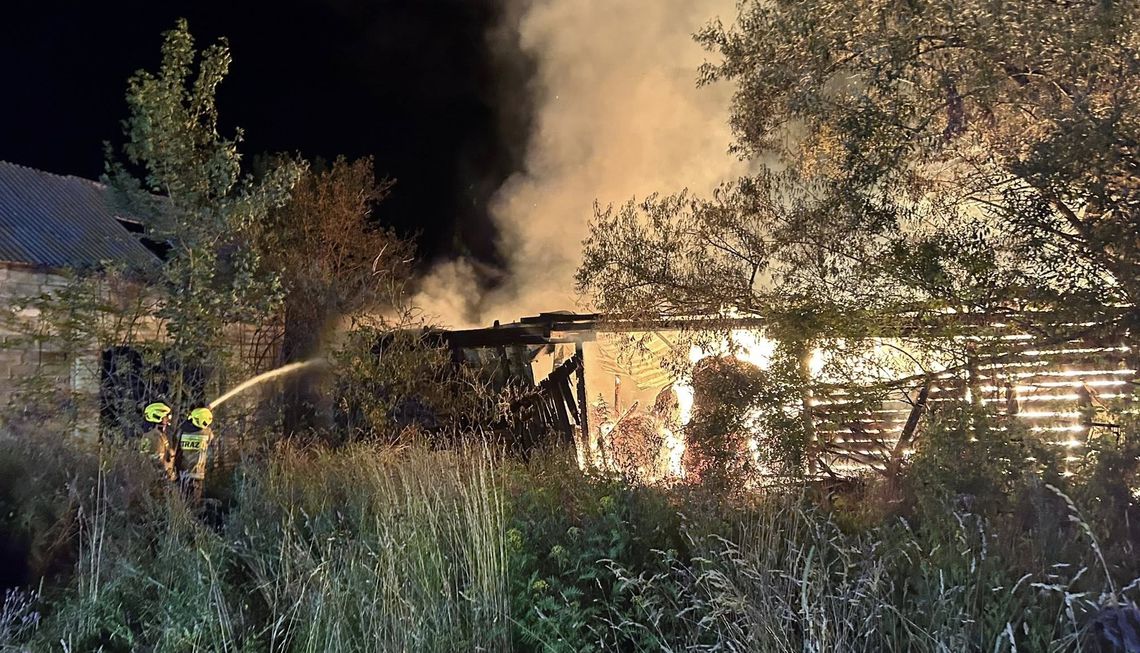 Nocny pożar stodoły