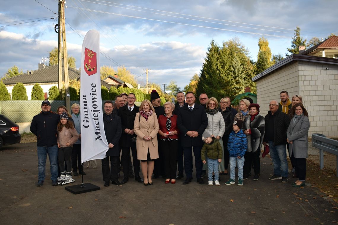 Nowa droga w Kochowie oddana do użytku. Inwestycja warta ponad milion złotych